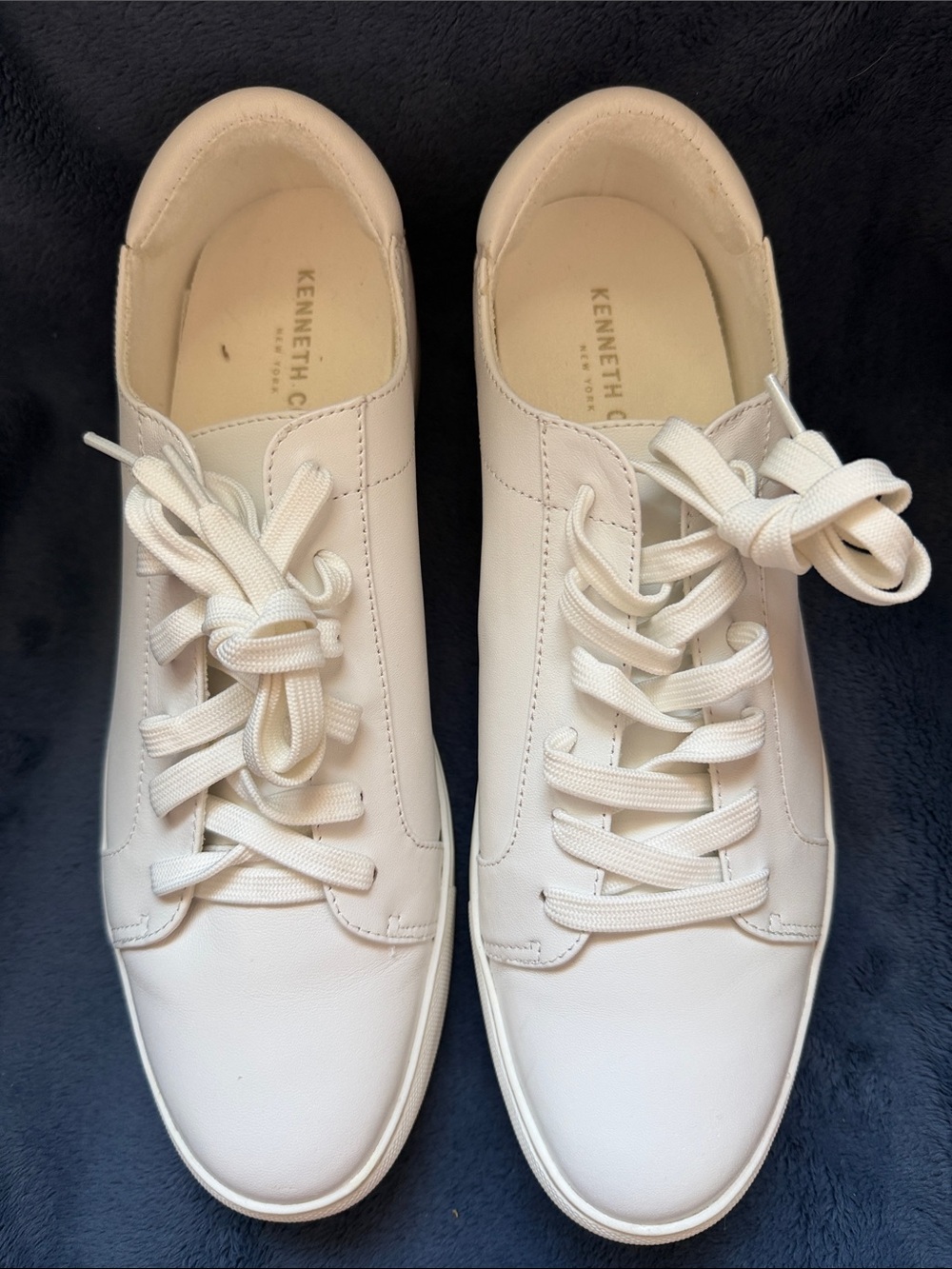 Kenneth Cole Women’s Cream Leather Low-Top Sneakers